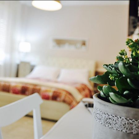 B&B In Centro Foggia Buitenkant foto