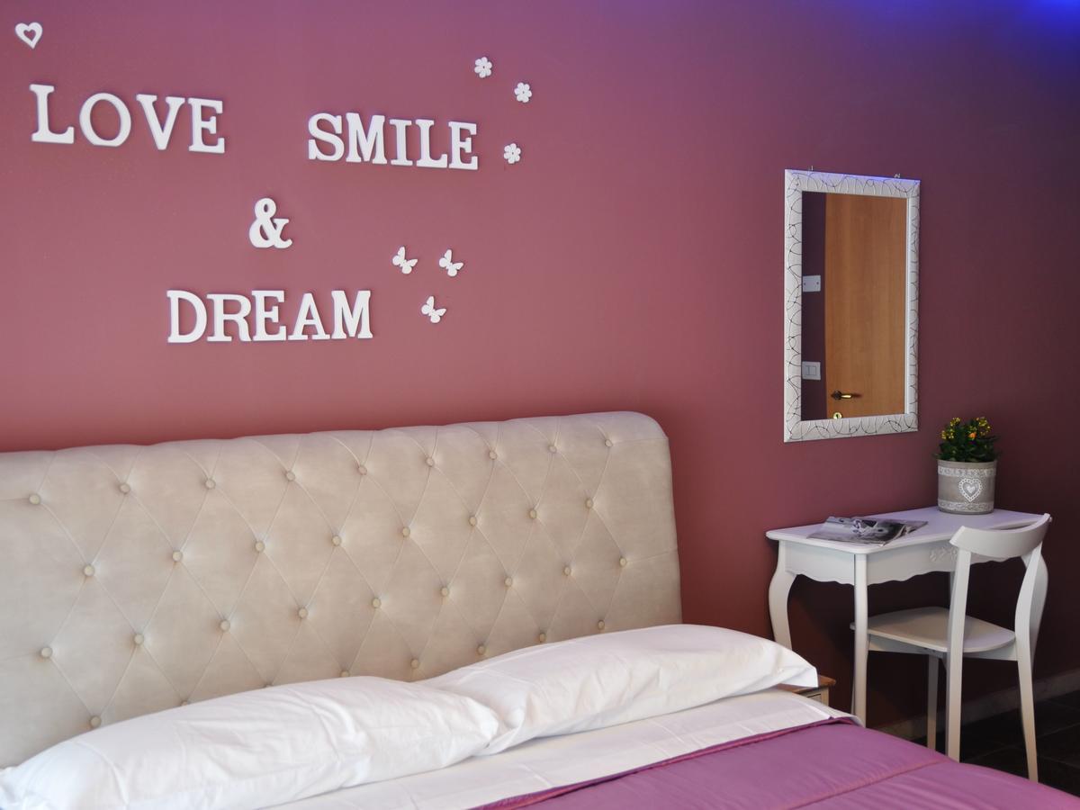 B&B In Centro Foggia Buitenkant foto